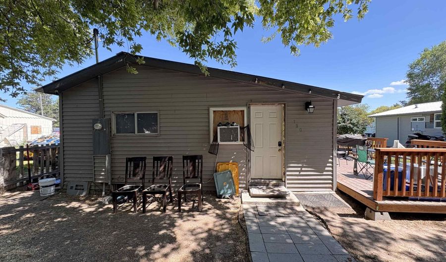 150 N 6 W, Aberdeen, ID 83210 - 6 Beds, 3 Bath