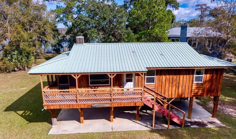 5 Big Oaks Dr, Apalachicola, FL 32320 - 2 Beds, 2 Bath