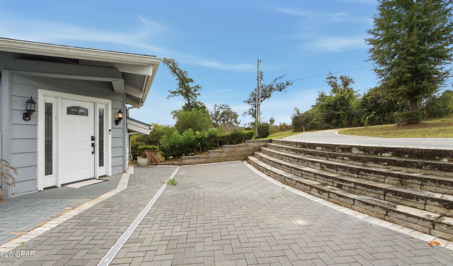 2540 Montyna Ln, Alford, FL 32420 - 4 Beds, 4 Bath