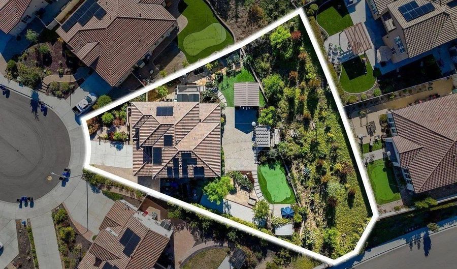 1217 Stockton Pl, Escondido, CA 92026 - 4 Beds, 4 Bath