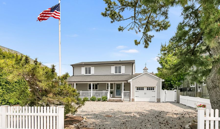 649 Main Ave, Bay Head, NJ 08742 - 5 Beds, null Bath