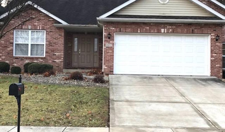 1052 NOTTING HILL Ct, Collinsville, IL 62234 - 2 Beds, 2 Bath