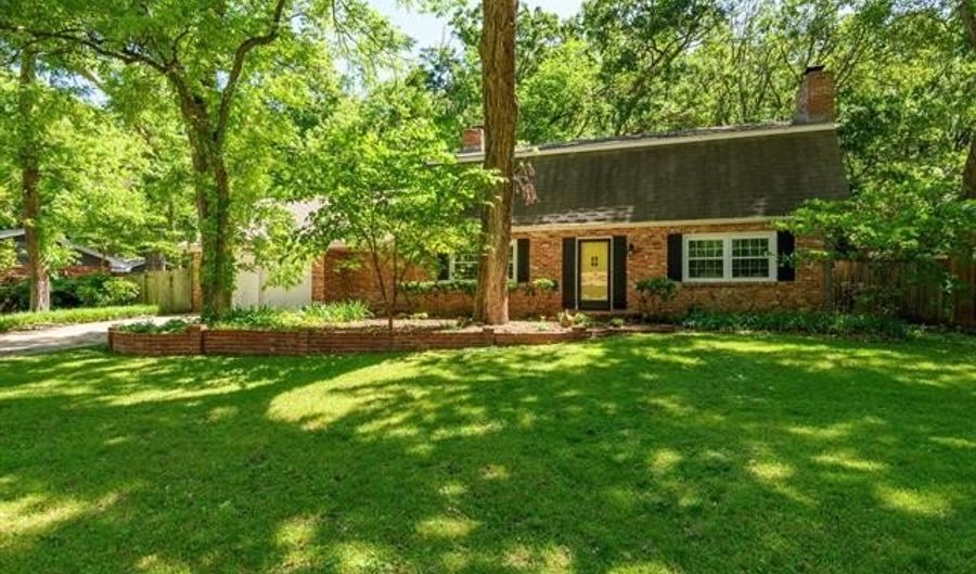 1200 Brookside Pkwy, Bartlesville, OK 74006 - 4 Beds, 3 Bath