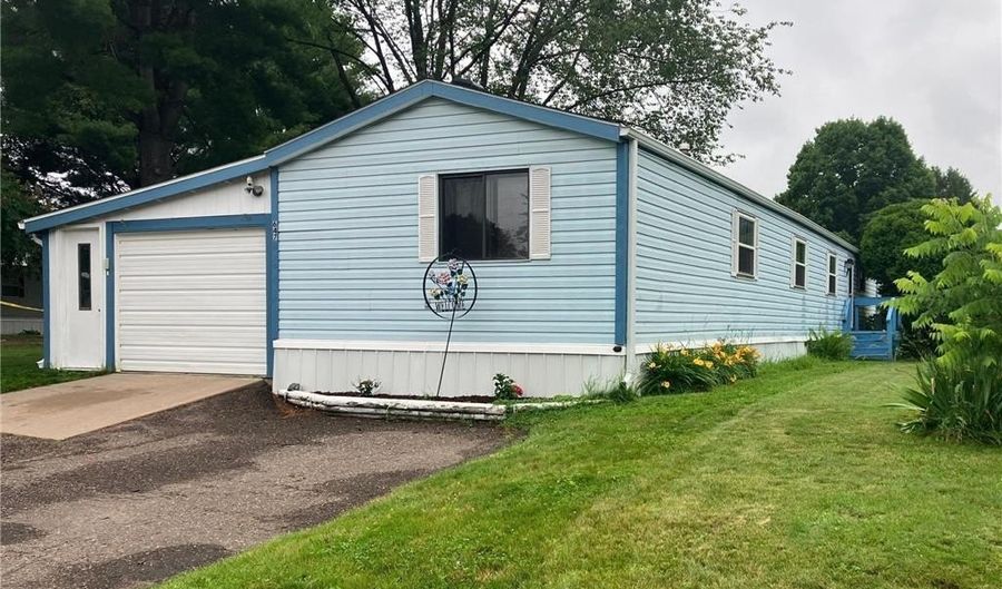 647 Park St, Amery, WI 54001 - 3 Beds, 2 Bath
