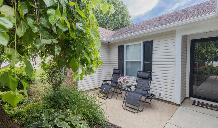 939 Arabian Way, Bargersville, IN 46106 - 3 Beds, 2 Bath