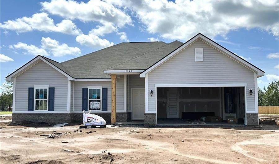 1320 Buckhead Loop SE, Allenhurst, GA 31301 - 4 Beds, 2 Bath