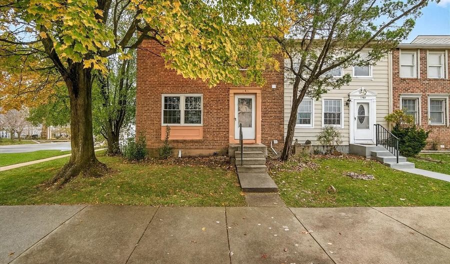 11400 HORSE SOLDIER Pl, Beltsville, MD 20705 - 3 Beds, 3 Bath