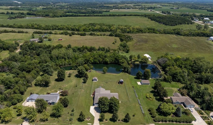 8244 SW Indian Hills Rd, Auburn, KS 66402 - 5 Beds, 4 Bath