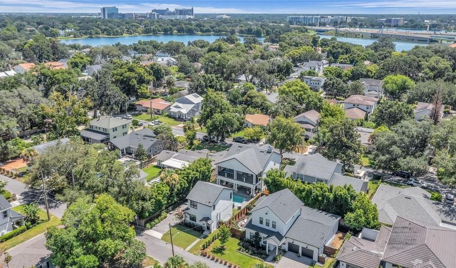 1200 EDWARDS Ln, Orlando, FL 32804 - 5 Beds, 4 Bath