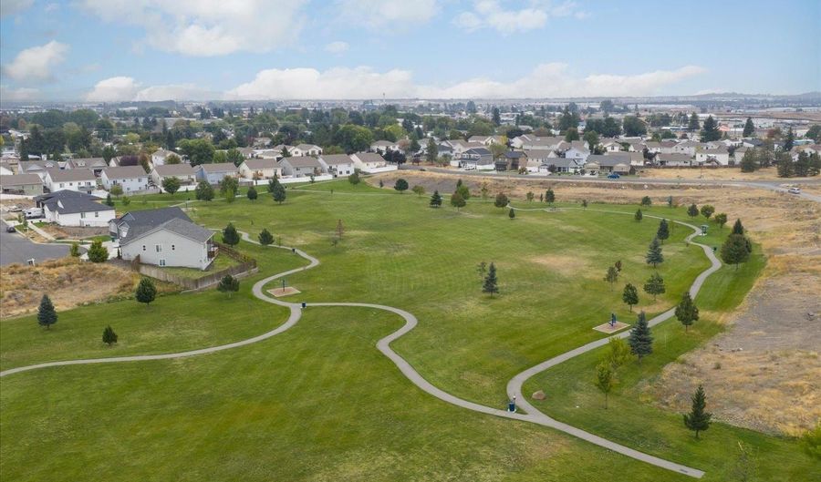 13710 W 12 Ave, Airway Heights, WA 99001 - 3 Beds, 2 Bath