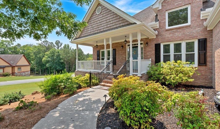 28 Golden Eagle, Adairsville, GA 30103 - 4 Beds, 3 Bath