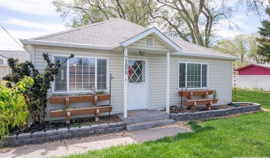 1020 Mcadoo, Blackfoot, ID 83221 - 3 Beds, 2 Bath