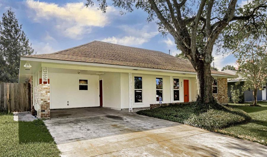 466 Landwood Dr, Baton Rouge, LA 70806 - 4 Beds, 3 Bath