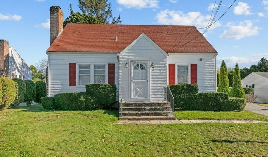 74 Valley Rd, Middletown, RI 02842 - 0 Beds, 0 Bath