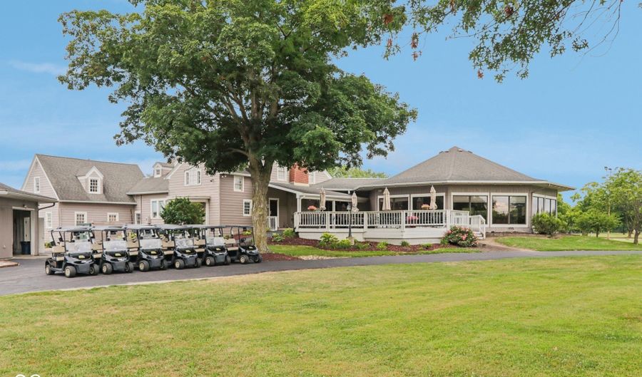 5152 Coppertree Ln, Avon, IN 46123 - 2 Beds, 2 Bath
