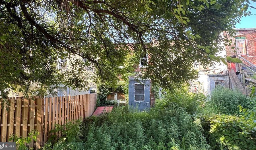 831 E PATAPSCO Ave, Baltimore, MD 21225 - 0 Beds, 0 Bath