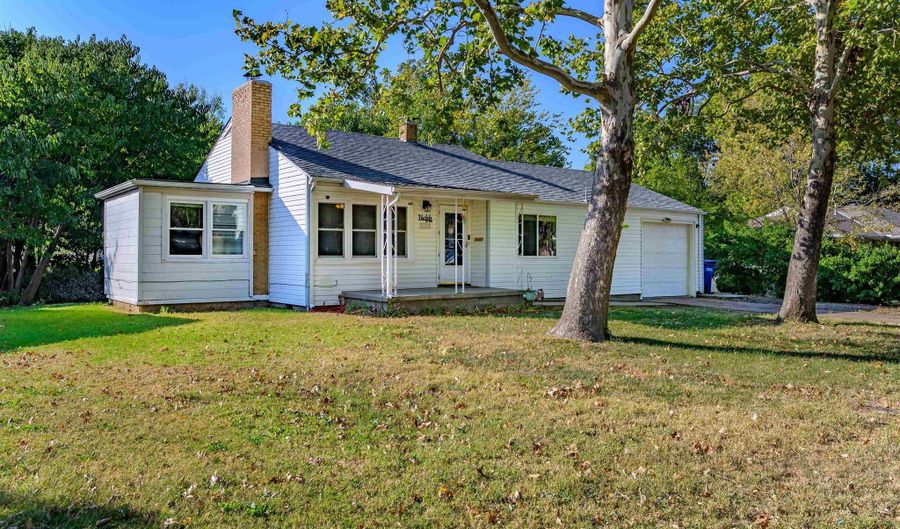 1621 Dearborn St, Augusta, KS 67010 - 3 Beds, 1 Bath