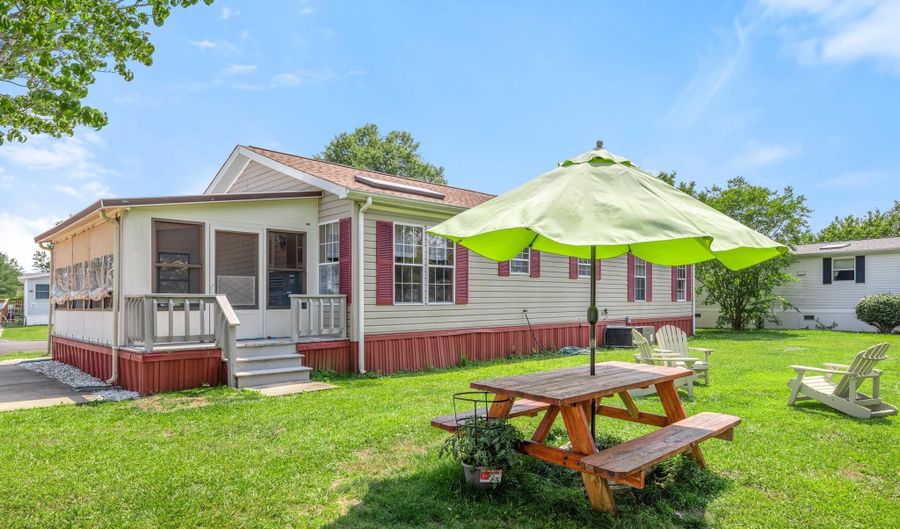 12 ANDOVER Ln, Lewes, DE 19958 - 3 Beds, 2 Bath
