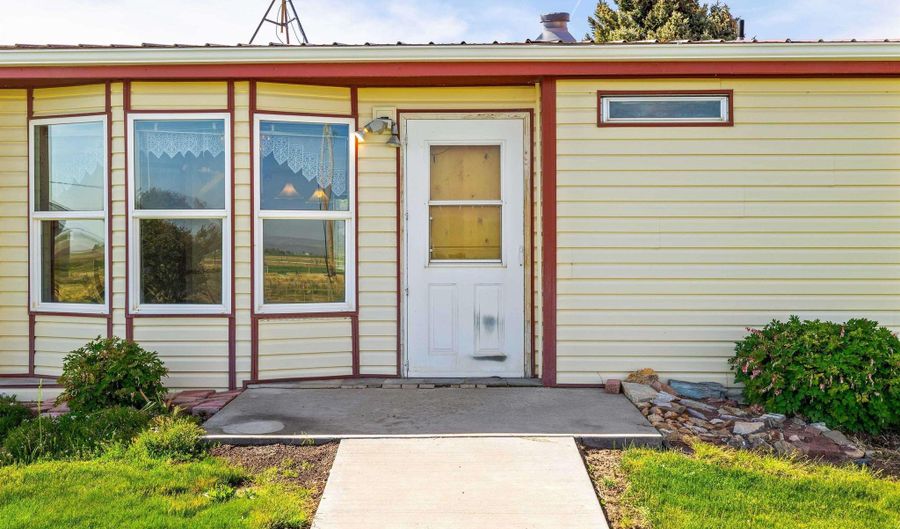 337 W 300 S, Burley, ID 83318 - 3 Beds, 2 Bath