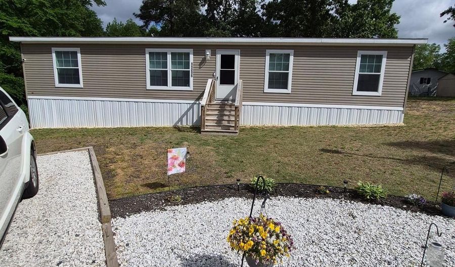11215 5TH St, Bridgeville, DE 19933 - 3 Beds, 2 Bath