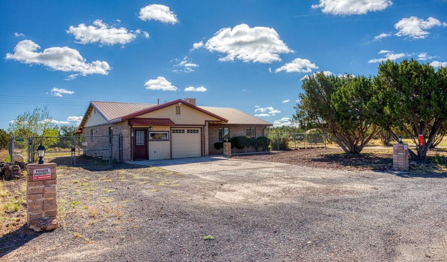 16 Clubhouse Ln, Concho, AZ 85924 - 4 Beds, 2 Bath