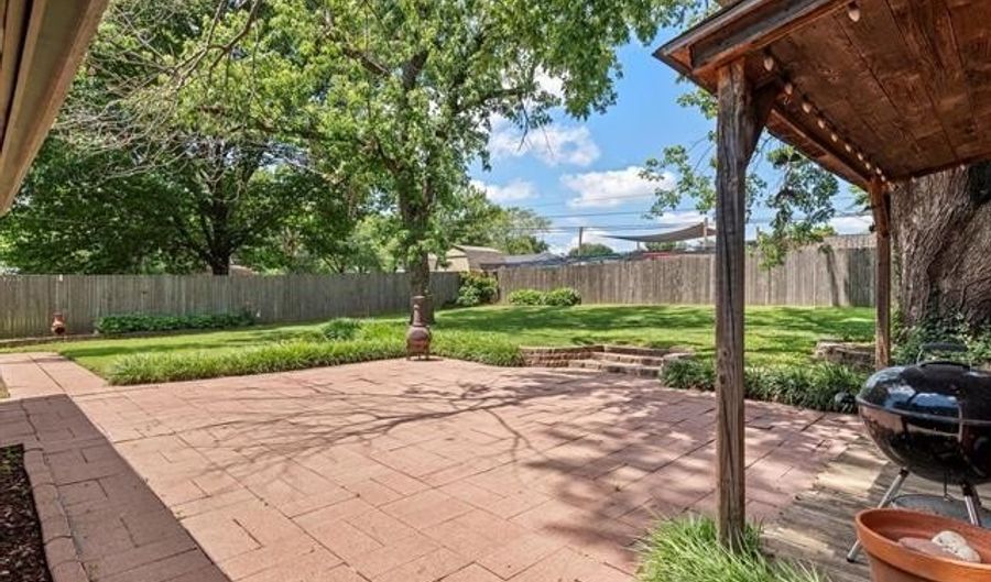 3708 Dana Dr, Bartlesville, OK 74006 - 3 Beds, 2 Bath
