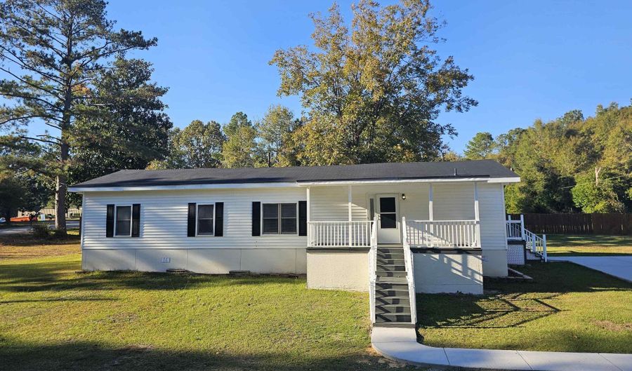 1561 Bradley Rd, Camden, SC 29020 - 4 Beds, 2 Bath
