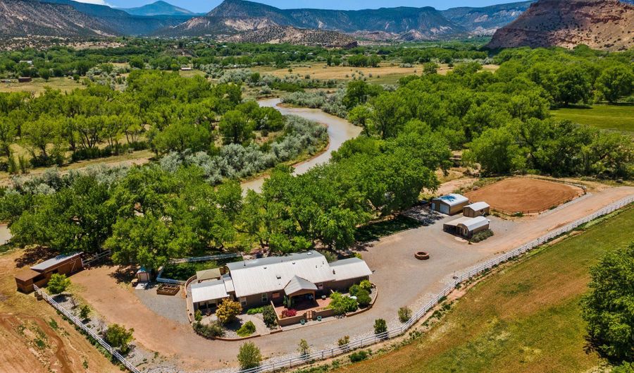 425 County Road 155, Abiquiu, NM 87510 - 3 Beds, 3 Bath