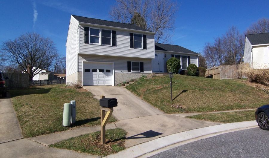 2022 MCKINLEY Ct, Bel Air, MD 21015 - 3 Beds, 2 Bath