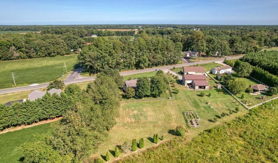 18418 GRAVEL HILL Rd, Georgetown, DE 19947 - 5 Beds, 3 Bath