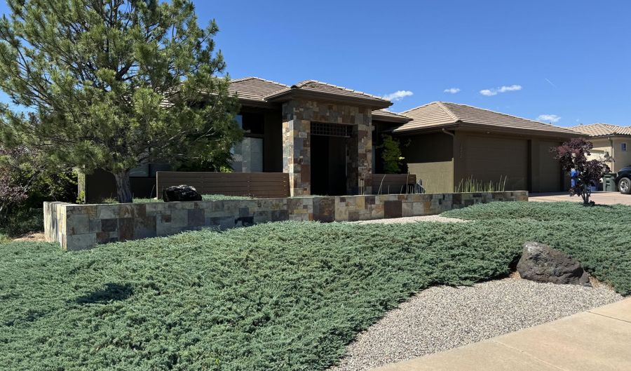 2956 Cir Ridge Dr S, St. George, UT 84790 - 7 Beds, 3 Bath