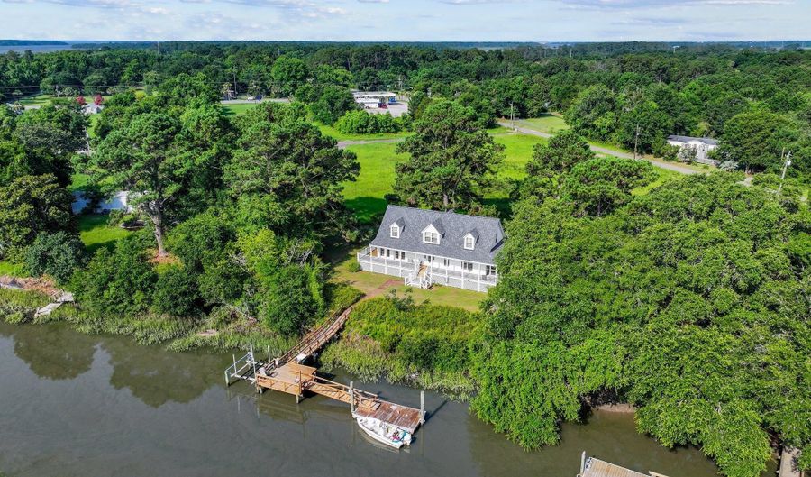 32 Eustis Landing Rd, Beaufort, SC 29907 - 3 Beds, 3 Bath