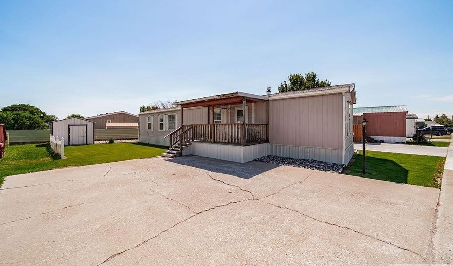 850 Parkway Dr #79, Blackfoot, ID 83211 - 2 Beds, 2 Bath