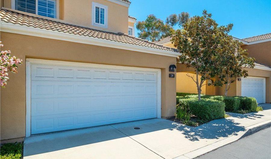 29 Sandcastle, Aliso Viejo, CA 92656 - 3 Beds, 3 Bath