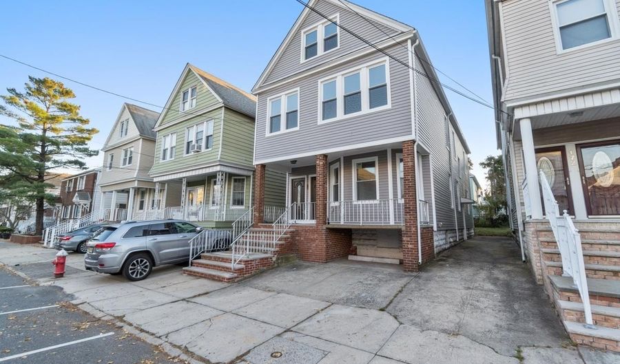 170 W 10TH St 1, Bayonne, NJ 07002 - 3 Beds, 2 Bath