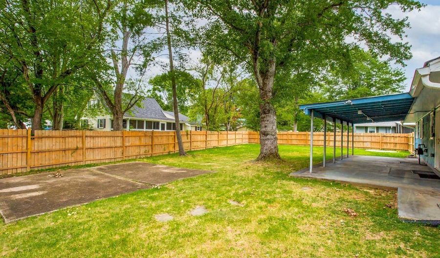 8208 KEELER St, Alexandria, VA 22309 - 3 Beds, 2 Bath