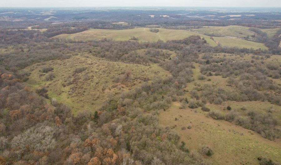 576 Th Ave, Albia, IA 52531 - 0 Beds, 0 Bath