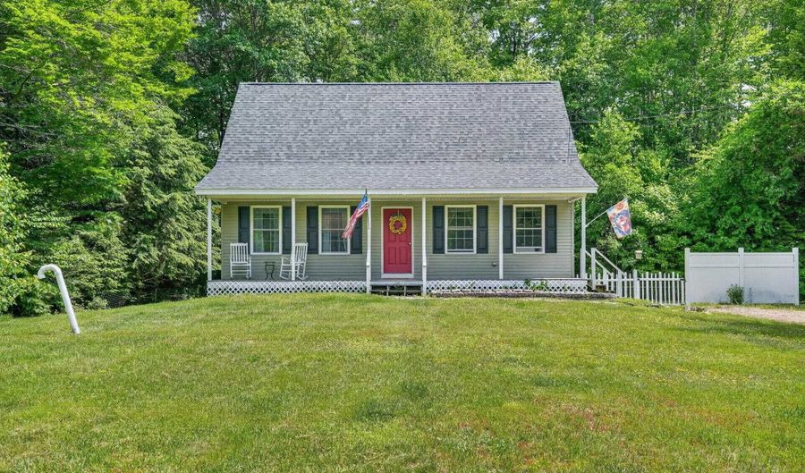 126 Rogers Rd, Barnstead, NH 03225 - 2 Beds, 1 Bath