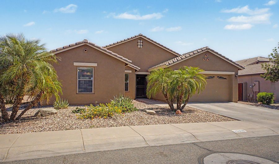 25659 W RIPPLE Rd, Buckeye, AZ 85326 - 3 Beds, 2 Bath