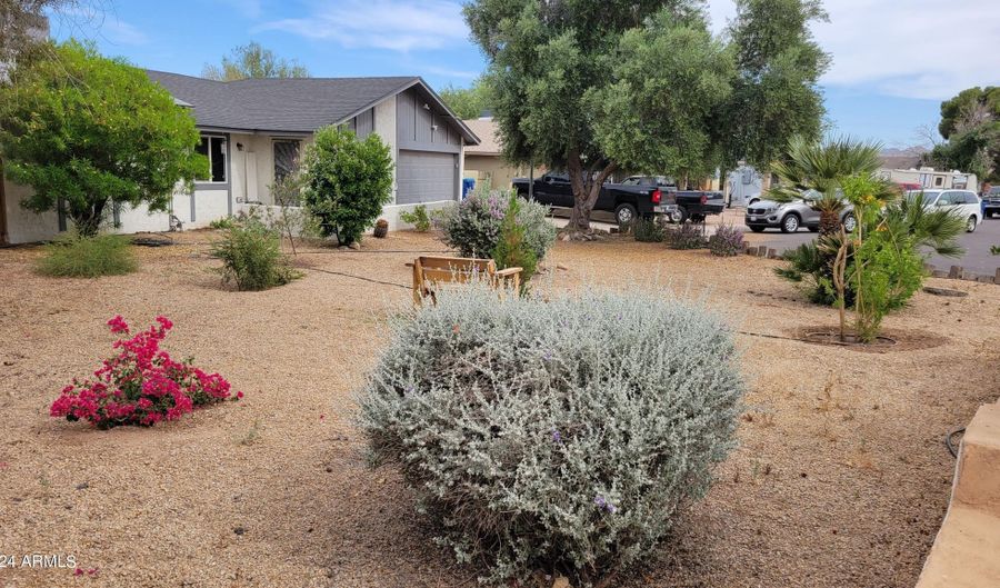 607 N PALM Cir, Buckeye, AZ 85326 - 3 Beds, 2 Bath