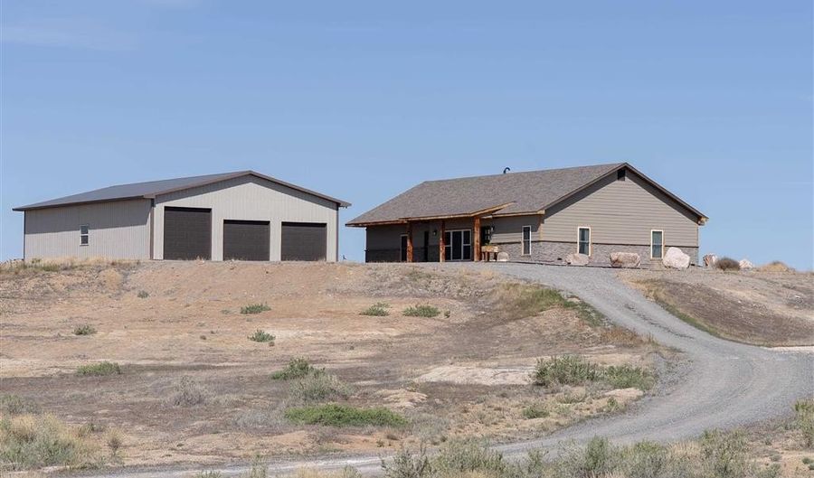 1909 Lane 39 1/2, Basin, WY 82410 - 4 Beds, 2 Bath