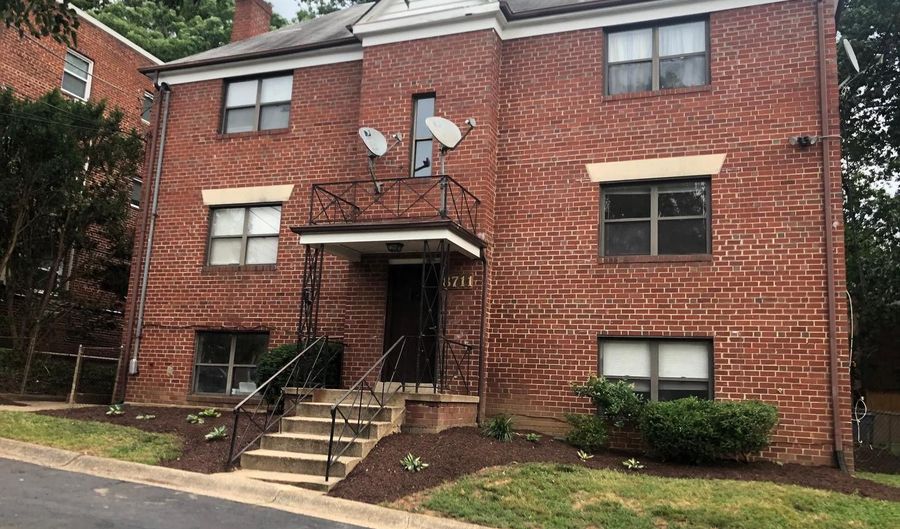 8711 PLYMOUTH St 3, Silver Spring, MD 20901 - 2 Beds, 1 Bath