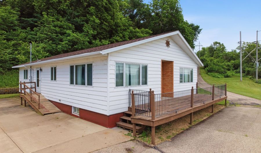 140 N State Road 35, Alma, WI 54610 - 3 Beds, 2 Bath