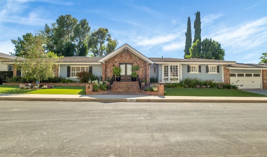 4423 Portico Pl, Encino, CA 91316 - 5 Beds, 5 Bath