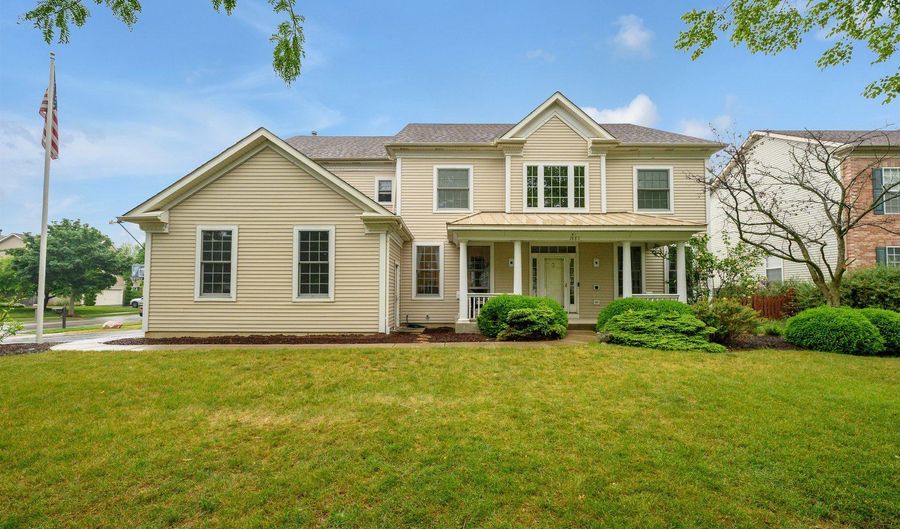 1880 Crofton Dr, Algonquin, IL 60102 - 4 Beds, 4 Bath