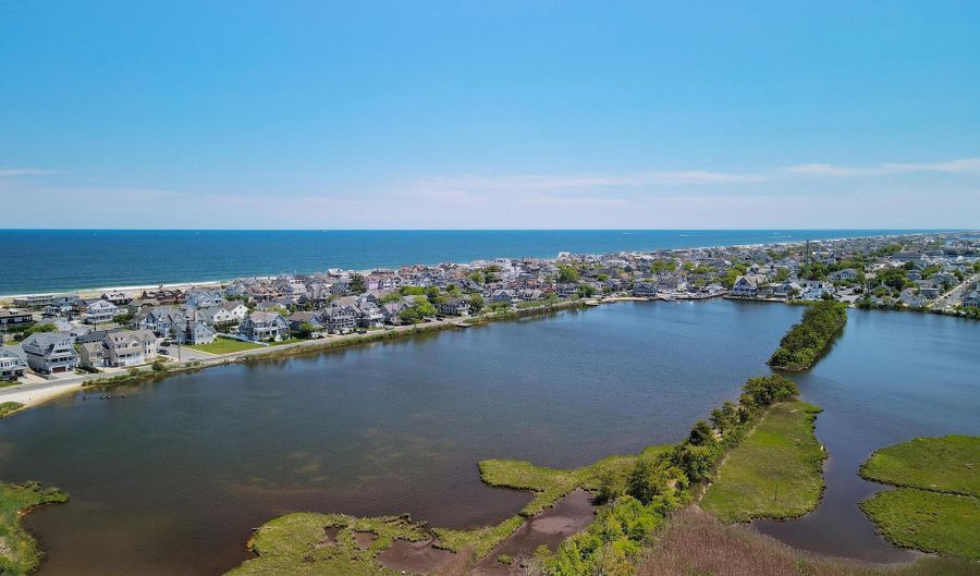 155 Osborne Ave, Bay Head, NJ 08742 - 5 Beds, 3 Bath
