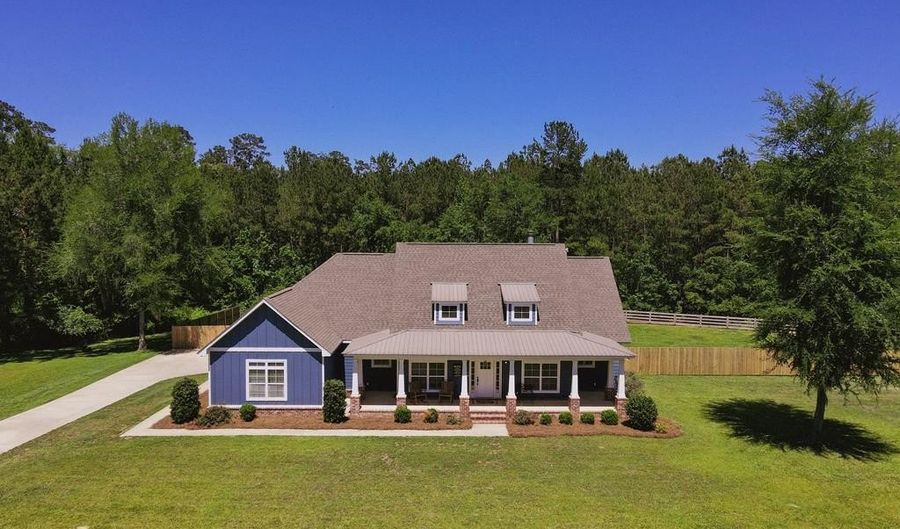 148 Turkey Trl, Bainbridge, GA 39819 - 4 Beds, 3 Bath