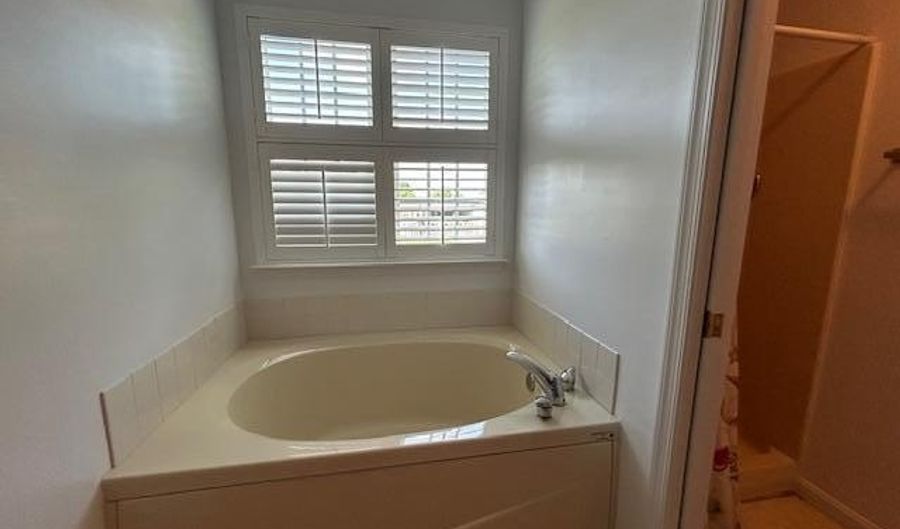 13308 HATCHERY Rd, Bishopville, MD 21813 - 3 Beds, 3 Bath
