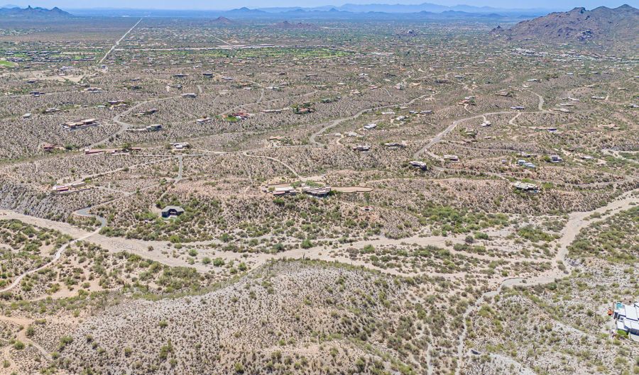 8560 E FATHER KINO Trl, Carefree, AZ 85377 - 4 Beds, 5 Bath