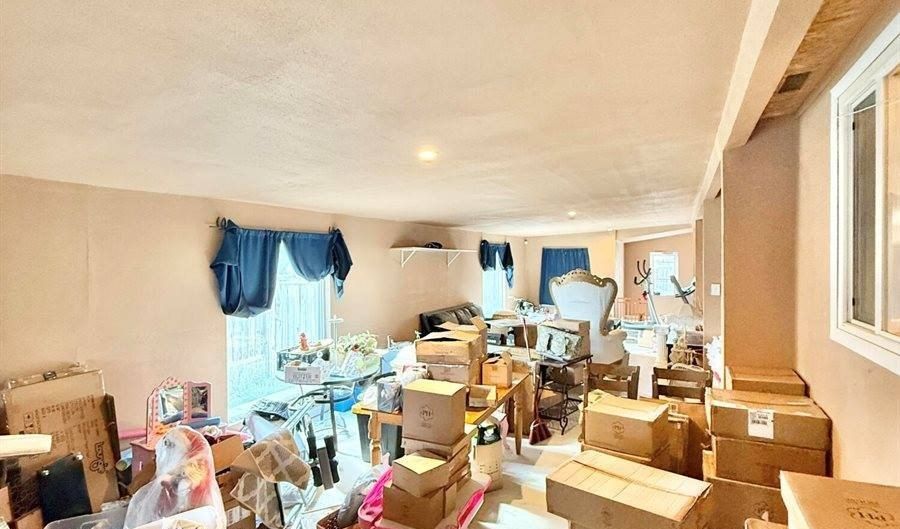 103 McCoy Ln, Battle Mountain, NV 89820 - 3 Beds, 2 Bath